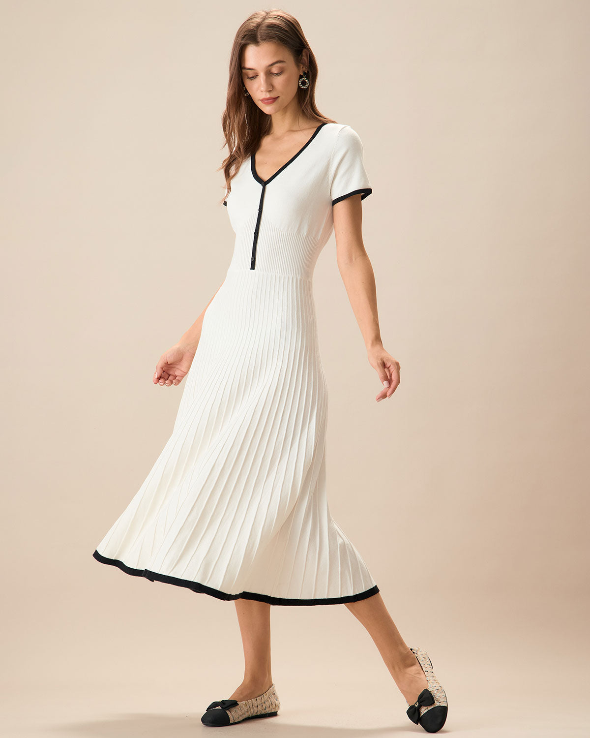 Women's White Contrasting Sweater Midi Dress 2