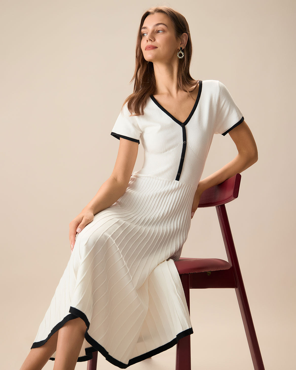 Women's White Contrasting Sweater Midi Dress 3