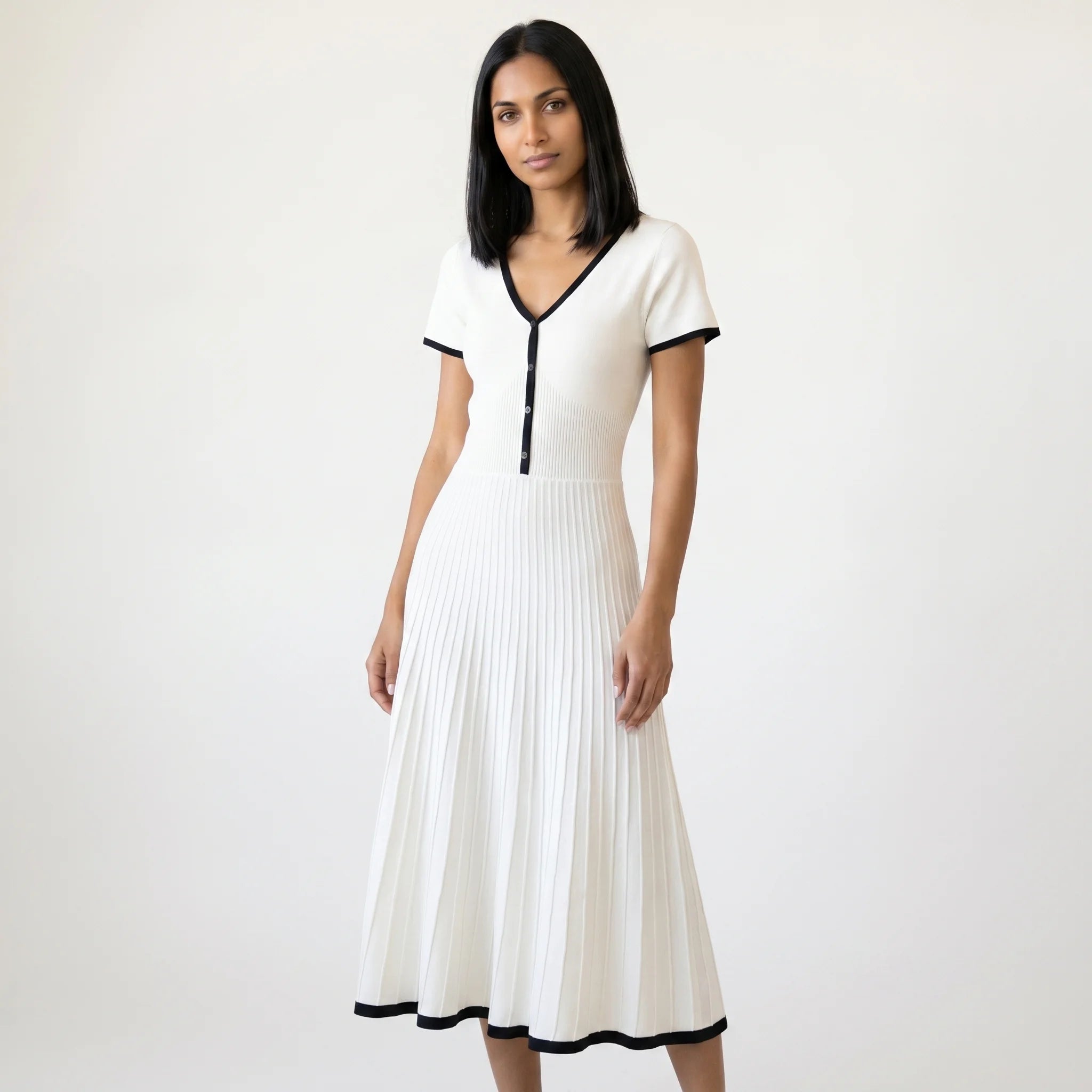 Abito Midi Donna in Maglia Bianca con Profili a Contrasto